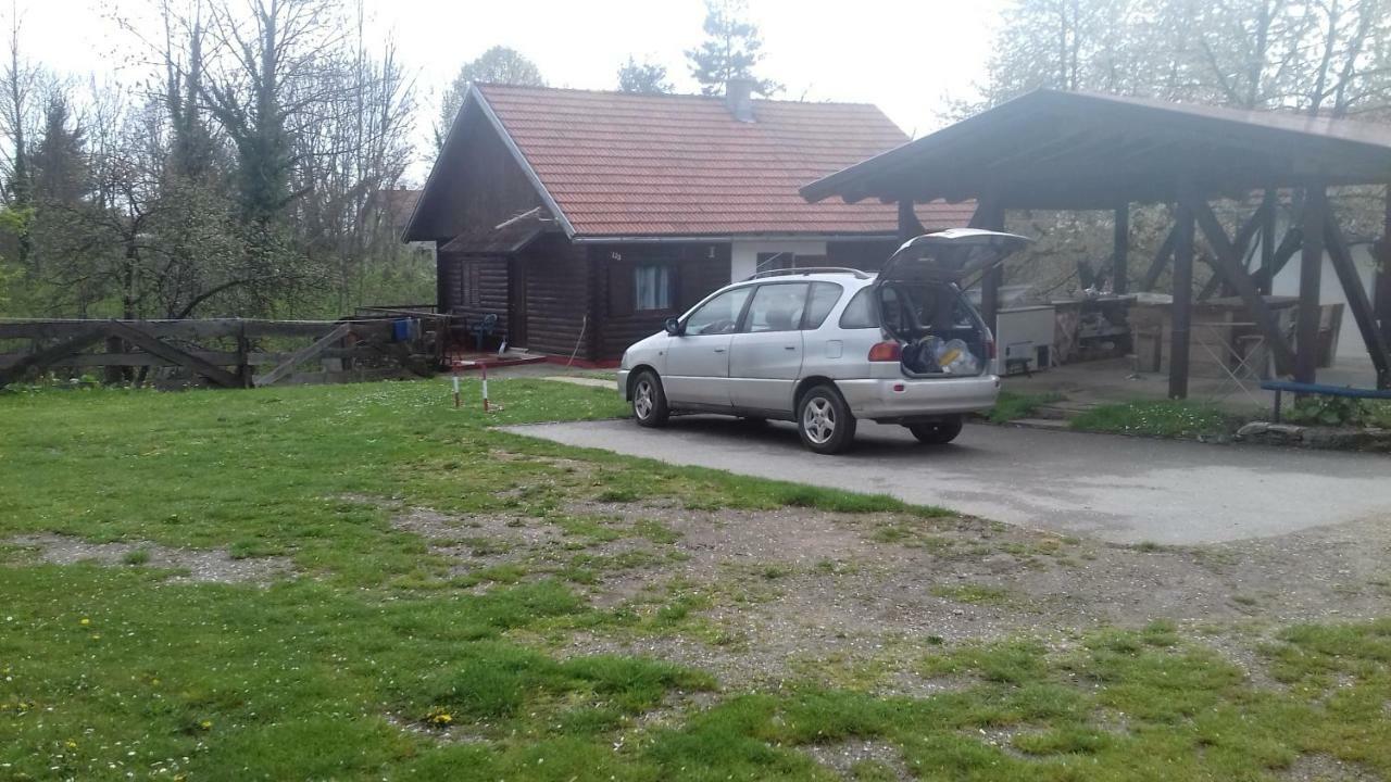 Ranch Farm Stay Rakovica Eksteriør billede